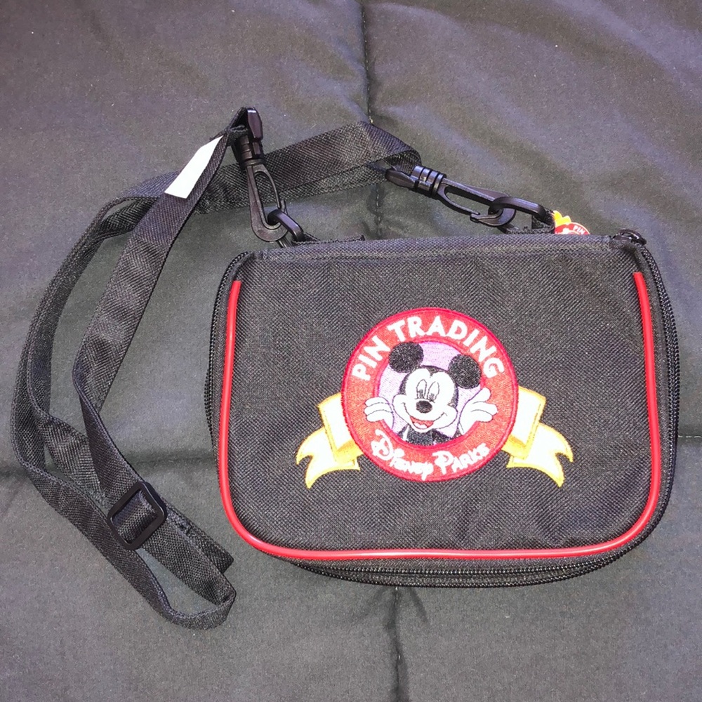 Travel Pin Trader Bag
